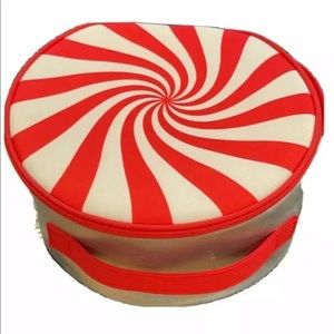 Clinique Candy Swirl Train Case